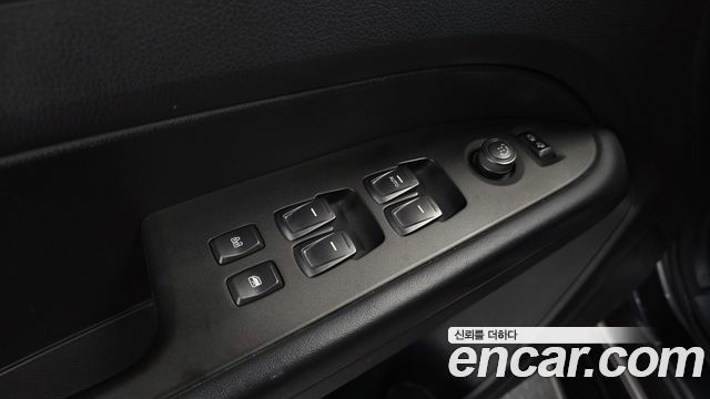 KG Mobility Rexton 2019 — photo 27