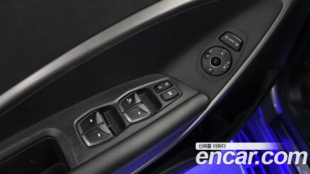 Hyundai Santafe 2015 — photo 27