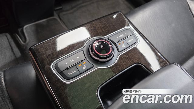Kia K7 2013 — photo 19
