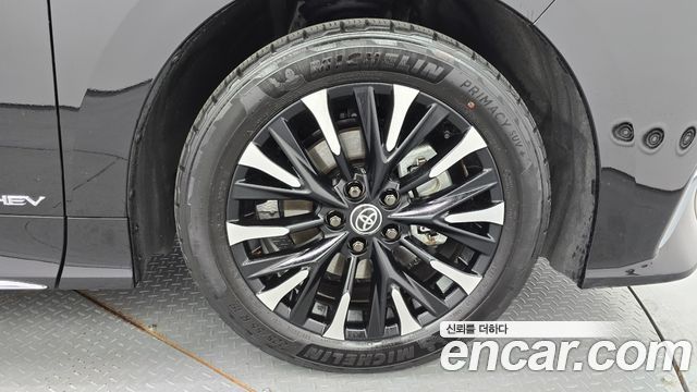 Toyota Alphard 2024 — photo 5