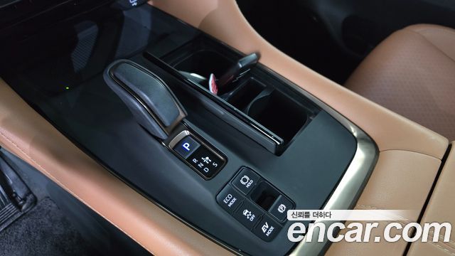 Toyota Alphard 2024 — photo 12
