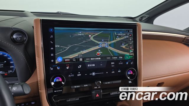 Toyota Alphard 2024 — photo 18