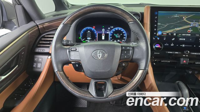 Toyota Alphard 2024 — photo 19