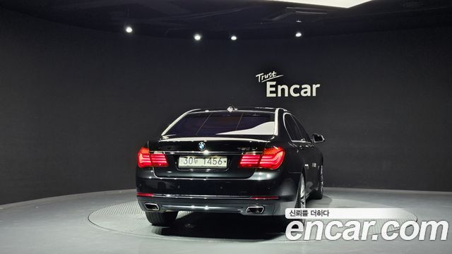 BMW 7-Series 2013 — photo 4