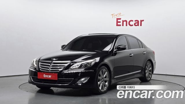 Hyundai Genesis 2013 — photo 1