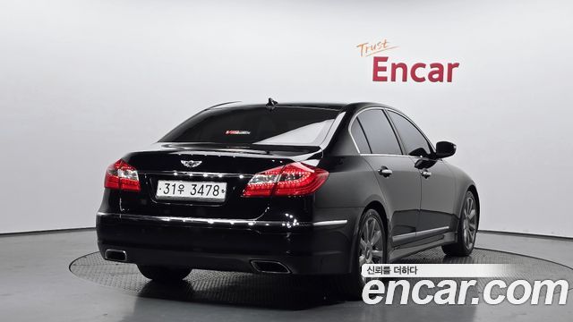 Hyundai Genesis 2013 — photo 2