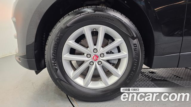 Jaguar F-PACE 2018 — photo 5