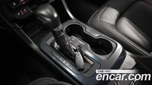 Chevrolet Korea Colorado 2022 — photo 12