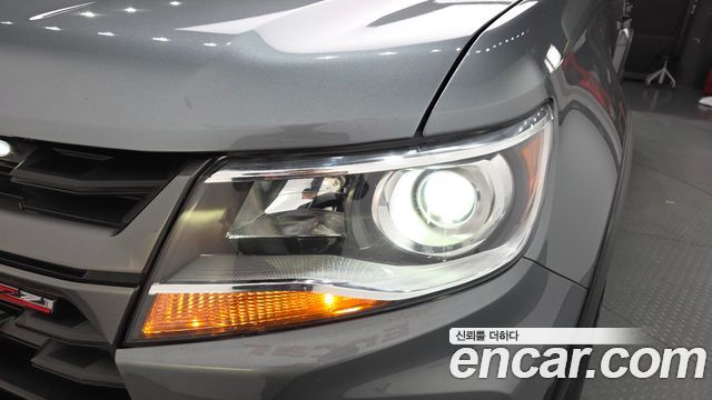 Chevrolet Korea Colorado 2022 — photo 8