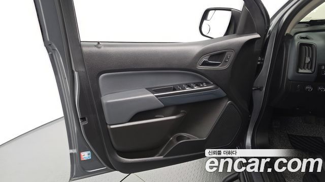 Chevrolet Korea Colorado 2022 — photo 14