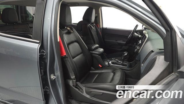 Chevrolet Korea Colorado 2022 — photo 16