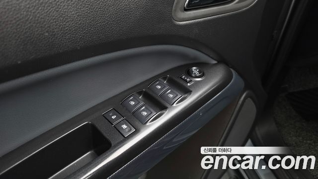 Chevrolet Korea Colorado 2022 — photo 29