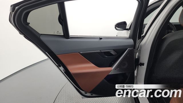 BMW 5-Series 2026 — photo 15