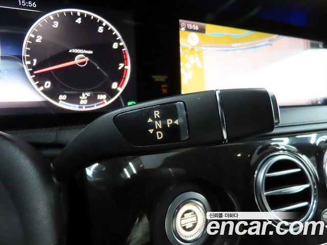 Mercedes-Benz S-Class 2018 — photo 17