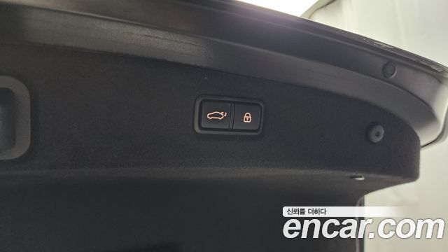 Genesis G90 2021 — photo 36
