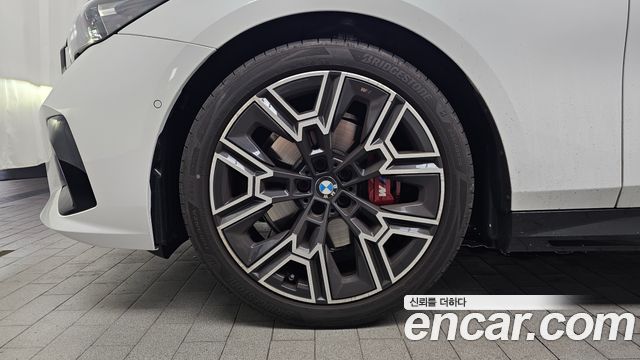 BMW 5-Series 2026 — photo 5
