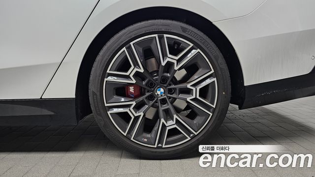 BMW 5-Series 2026 — photo 7