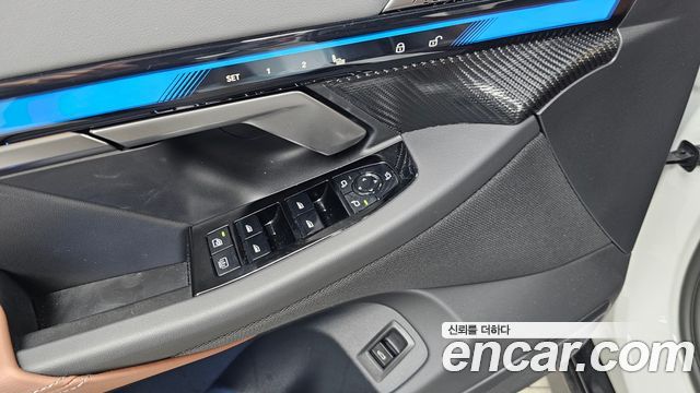 BMW 5-Series 2026 — photo 27