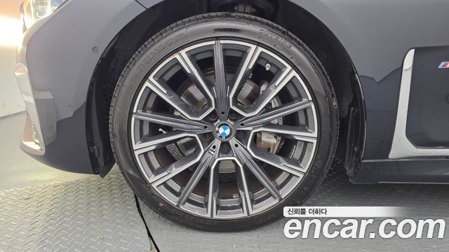 BMW 7-Series 2021 — photo 5