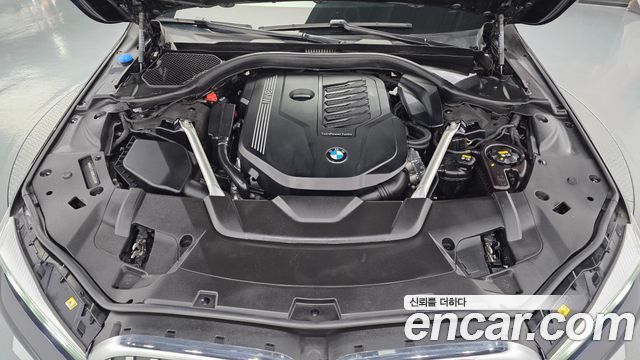 BMW 7-Series 2021 — photo 6