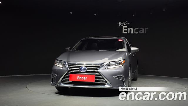 Lexus ES 2017 — photo 3