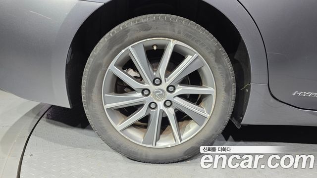 Lexus ES 2017 — photo 5