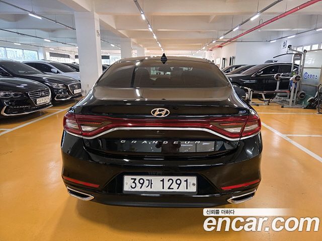 Hyundai Grandeur 2017 — photo 4