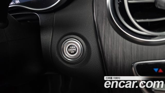 Mercedes-Benz GLC-Class 2022 — photo 26