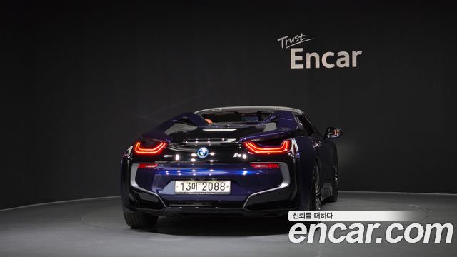 BMW i8 2019 — photo 4