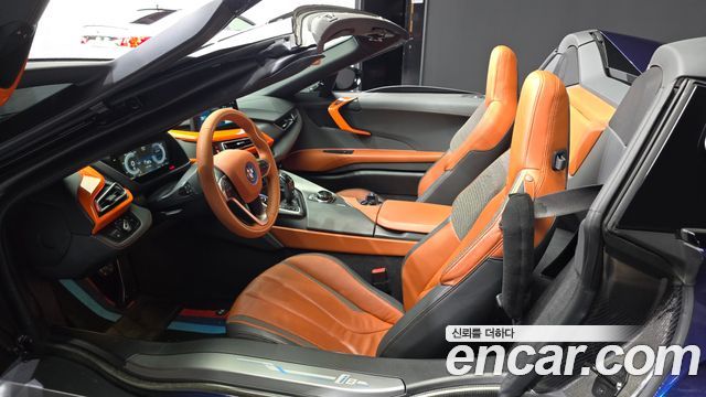 BMW i8 2019 — photo 13