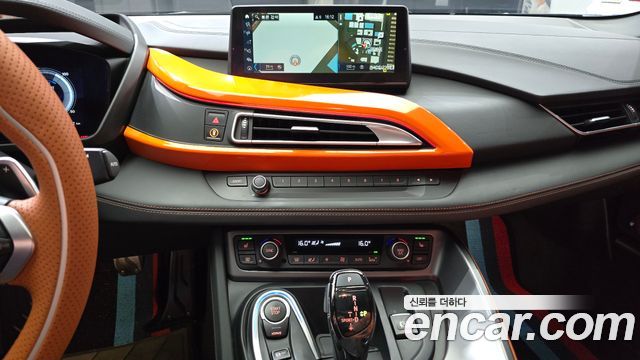 BMW i8 2019 — photo 17