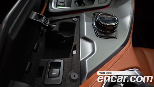 BMW i8 2019 — photo 24