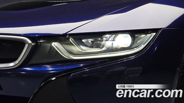 BMW i8 2019 — photo 8