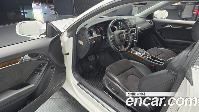 Audi A5 2012 — photo 10