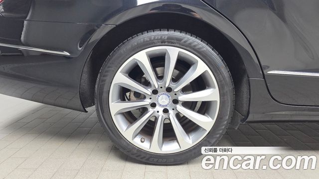 Mercedes-Benz CLS-Class 2016 — photo 5