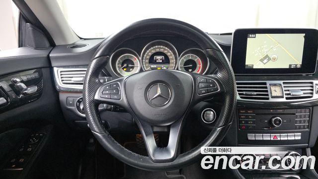 Mercedes-Benz CLS-Class 2016 — photo 13