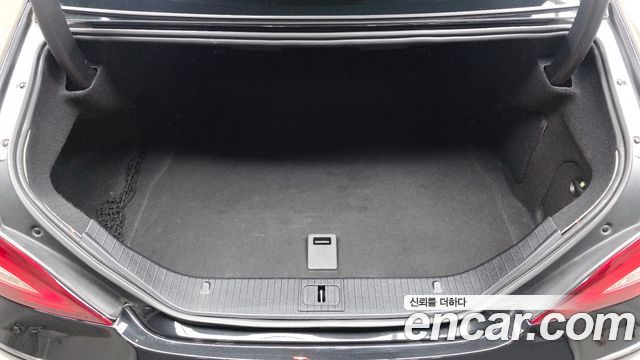 Mercedes-Benz CLS-Class 2016 — photo 20
