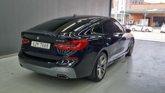 BMW Gran Turismo 2018 — photo 2