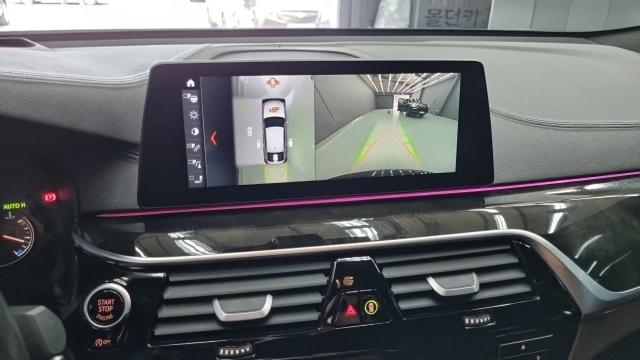 BMW Gran Turismo 2018 — photo 11