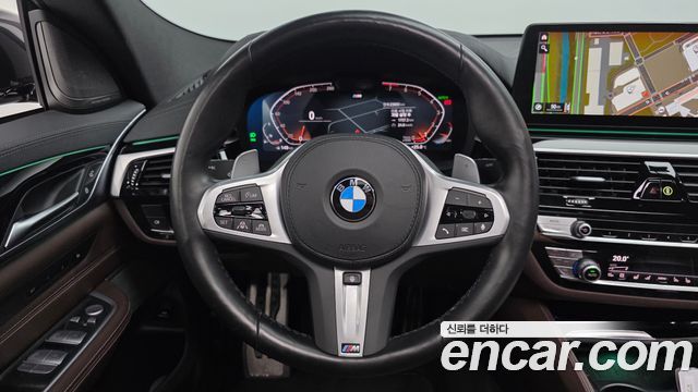 BMW Gran Turismo 2024 — photo 15