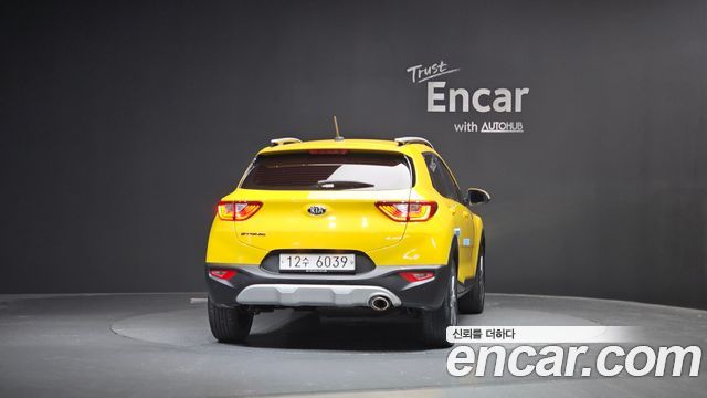 Kia Stonic 2018 — photo 4
