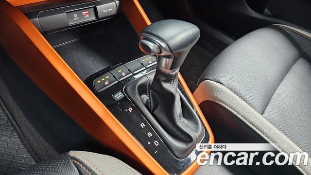 Kia Stonic 2018 — photo 12
