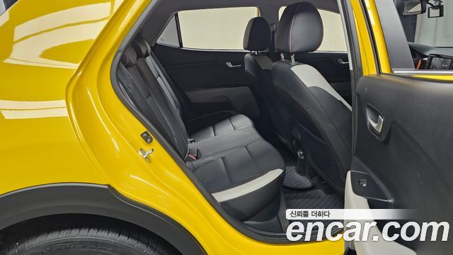 Kia Stonic 2018 — photo 17