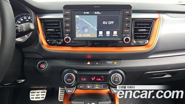 Kia Stonic 2018 — photo 19