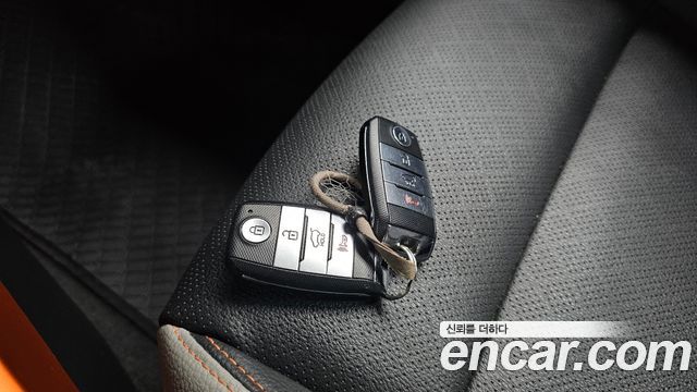 Kia Stonic 2018 — photo 21