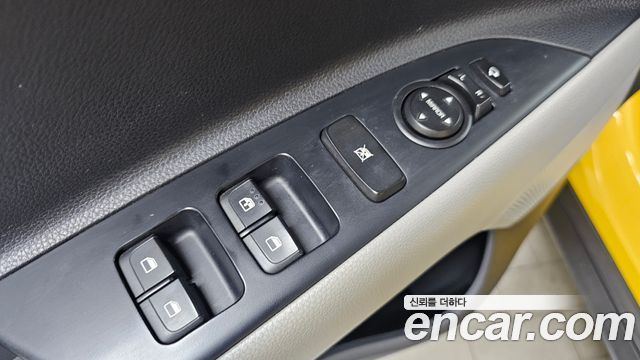 Kia Stonic 2018 — photo 22