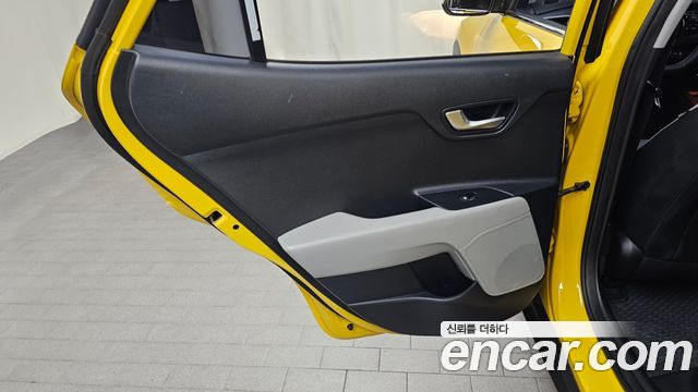 Kia Stonic 2018 — photo 15