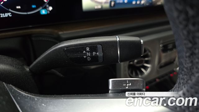 Mercedes-Benz G-Class 2026 — photo 12