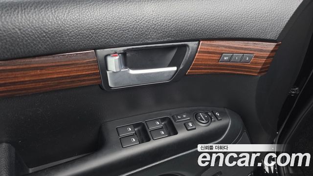 Kia Mohave 2018 — photo 19