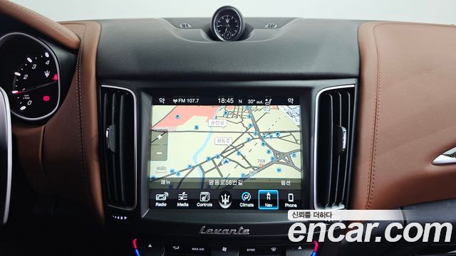 Maserati Levante 2017 — photo 12